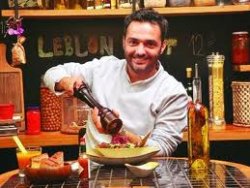 Ceyda Ateş'le aşk iddialarına yanıt verdi