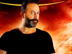 Cem Yılmaz IMDB'den 9.2 aldı