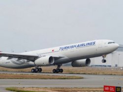 THY uçağında koku paniği