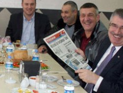 İdris Naim Şahin'den ince espri