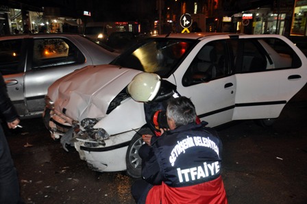 Konya'da ehliyetsiz sürücü kaza yaptı: 2 yaralı