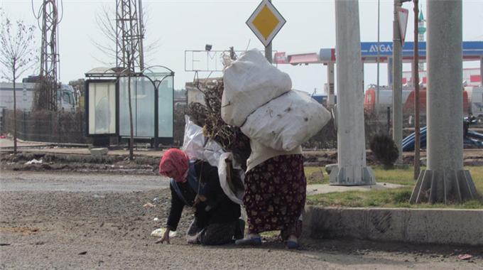 88 yaşındaki kadın her gün 5 km yürüyor
