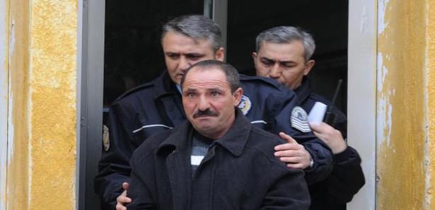 Eşini bıçaklayana, 13,5 yıl hapis cezası