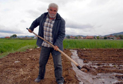 Ziraat mühendisleri çiftçileri bilgilendirdi