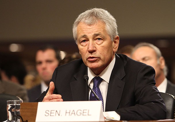 Hagel'in adaylığı onaylandı