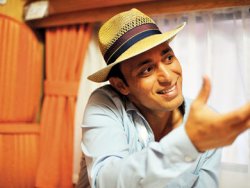 Sandal: Eski kliplerimi sildirmek istiyorum