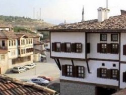 TOKİ yöresel ev yapacak