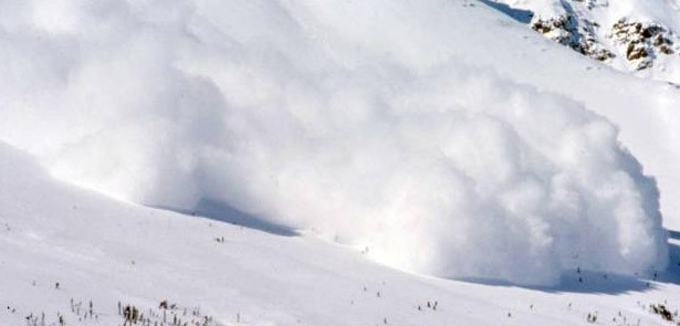 İzmir'de çığ faciası: 1 kayıp!