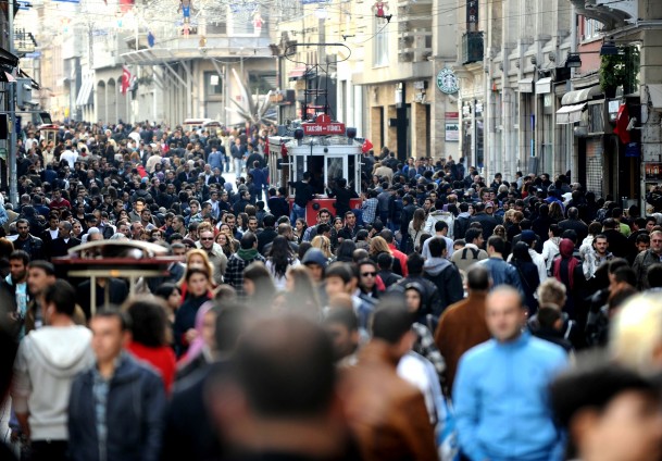 Türkiye nüfusu 20. sıraya gerileyecek