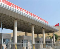 Cilvegözü sınır kapısı araç geçişine açıldı