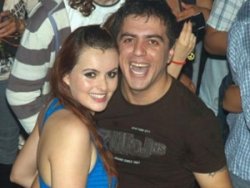 İkiz kardeşinin katiliyle evlenecek