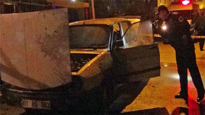 Kız istemeye gittiler, araçları kundaklandı