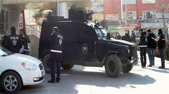 15 Şubat sessizliği