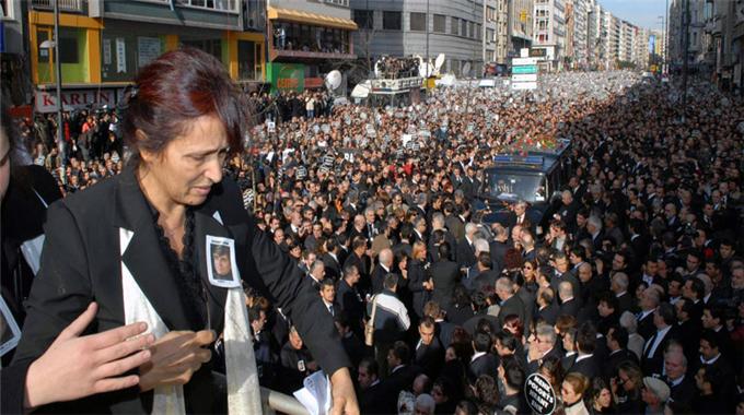 Dink ailesinden kozmik oda talebi