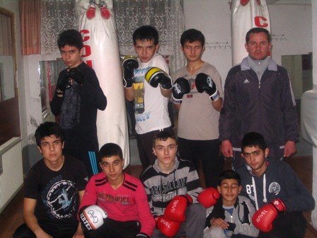 Halk eğitim merkezinde boks kursu açıldı