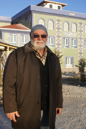 Alman patronundan etkilendi 5 cami yaptırdı