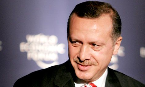 Başbakan'ın yüzünü güldüren anket