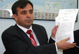 Altunbaş Ertekine cevap verdi