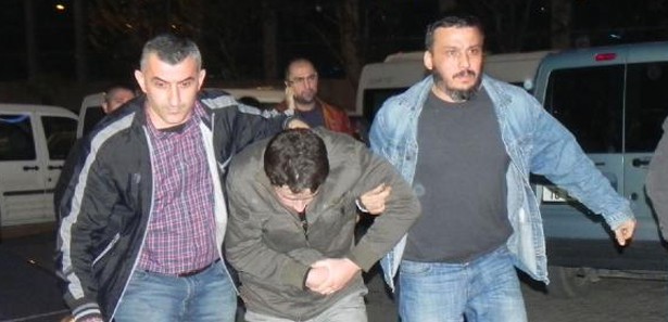Sigara içtiği için öldürmüş!