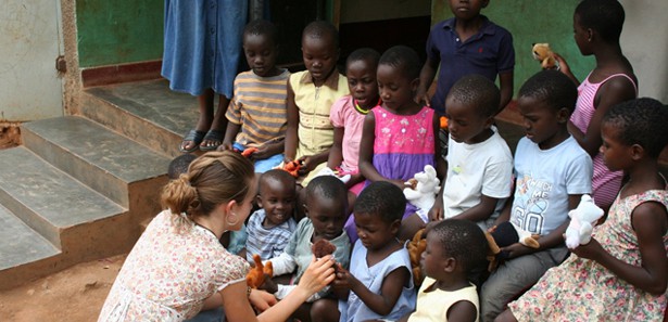 Misyonerler Malili çocukları 1000 Euro'ya satıyor