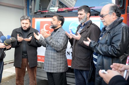 76 tır Suriye'ye ulaştırıldı