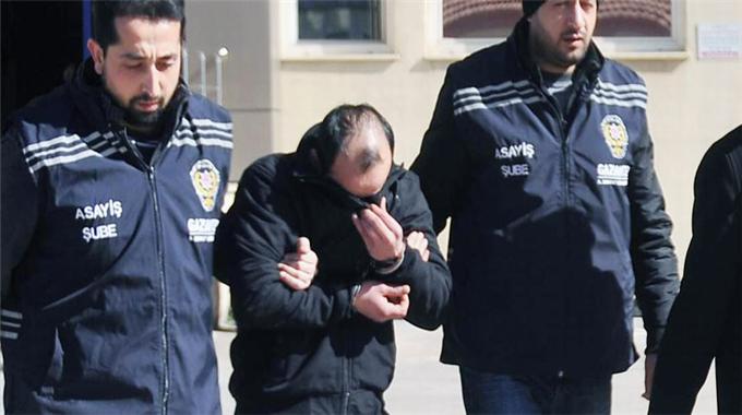 Hırsız komşusu çıktı