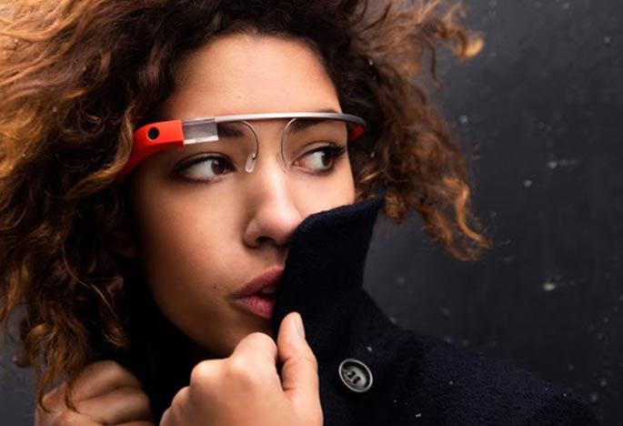 Google'ın fotoğraf ve video çeken gözlüğü satışa çıkıyori
