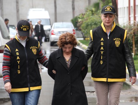 Fuhuş çetesinin kasası yakalandı
