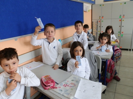 Karapınar'da süt dağıtıldı