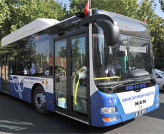 Ankara'da metrobüs seferleri başladı