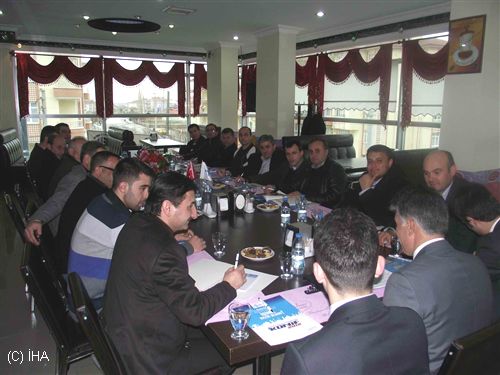 Genç iş adamları istişare yaptı