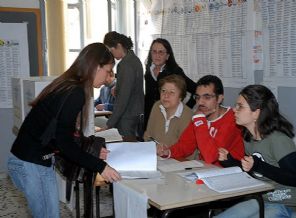 50 milyon İtalyan oy kullanacak