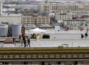 İçinde ceset olan suyu içtiler!