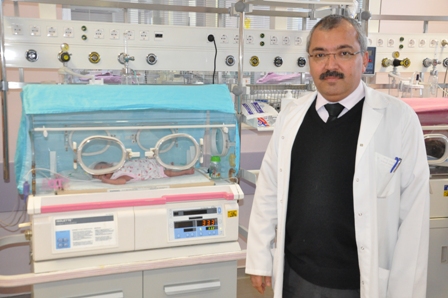 Sigara anne karnındaki bebeğe de zarar veriyor