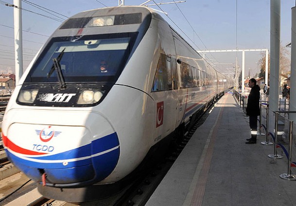 Hızlı tren Erzincan'a da gidecek