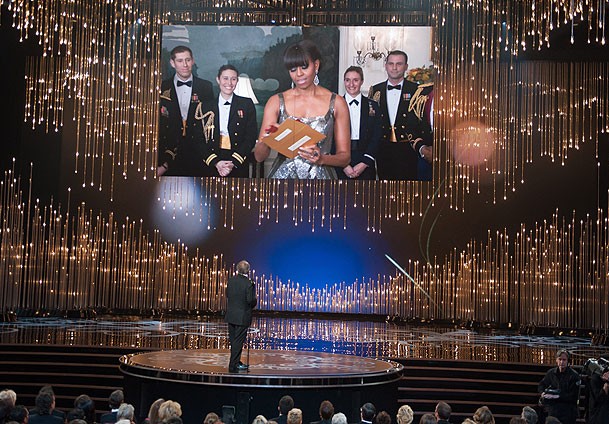 Büyük ödülü Michelle Obama açıkladı