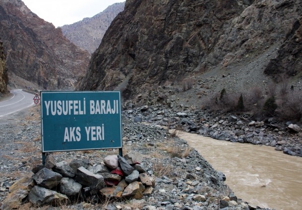 Türkiye'nin en yüksek barajının temeli atılıyor