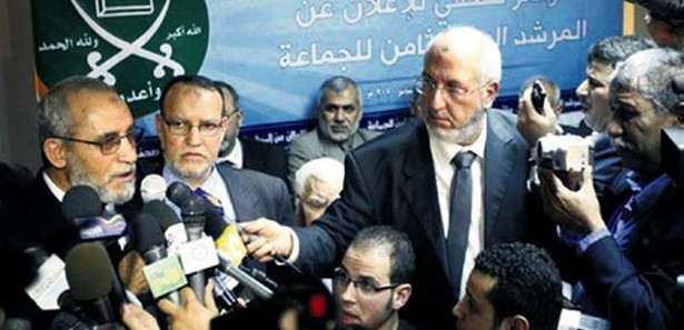 Mısır'da Müslüman Kardeşler liderine saldırı