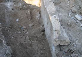 Tarihi mezar taşı bulundu