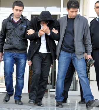 İç çamaşırında eroinle yakalandı