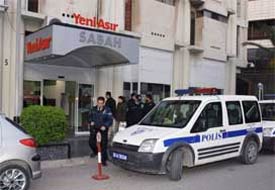 En eski yerel gazete de satılıyor