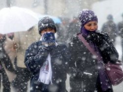 Mart kapıdan baktıracak