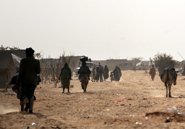 430 bin kişi yerinden edildi