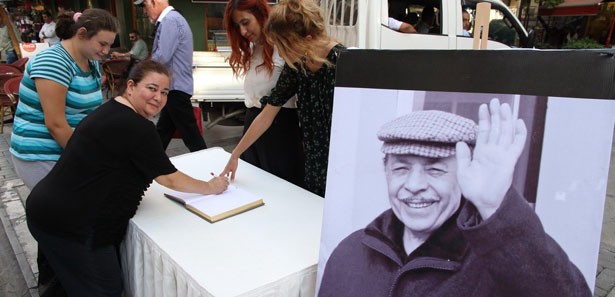 Ertaş'ın bilinmeyen şiirleri gün ışığına çıkıyor