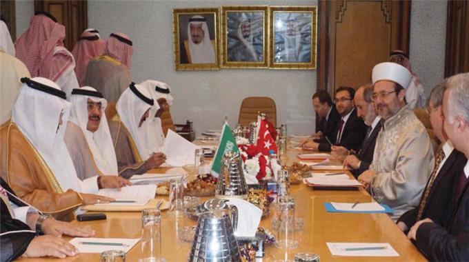 Görmez: Bu tablo Müslümanlara yakışmıyor