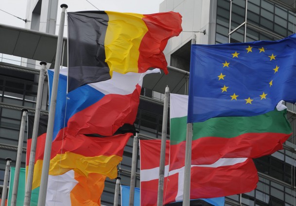 Halk AB hayalinden uzaklaşıyor