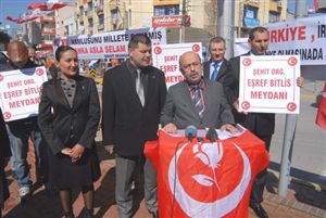BBP'den, İzmir'de Çevik bir yerine, Eşref Bitlis tabelası