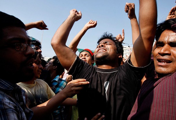 ''İdam'' çatışmasında 30 ölü