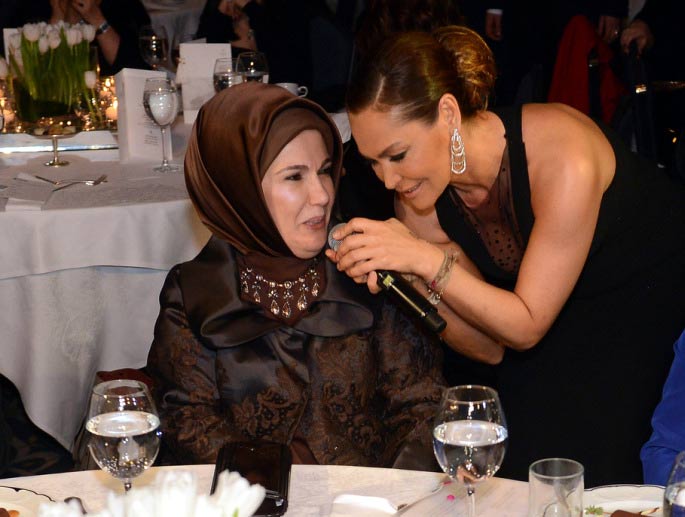 Avşar'ın gaflı esprisi soğuk rüzgar estirdi