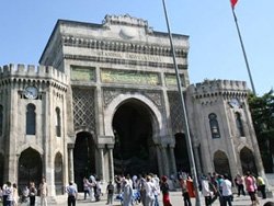 4 yıllık fakülteler 2 yıllığa inecek